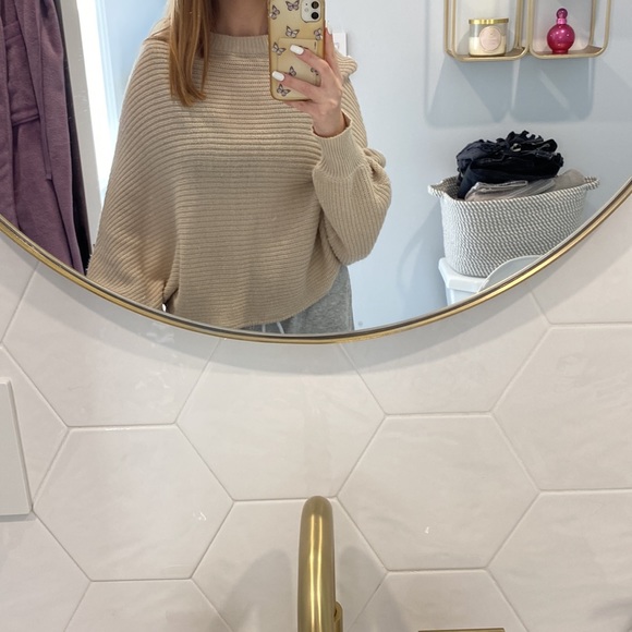 Knit Beige Sweater - Picture 4 of 4